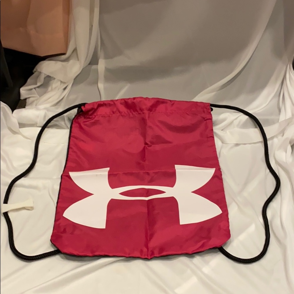 UNDER ARMOUR DRAWSTRING BAG